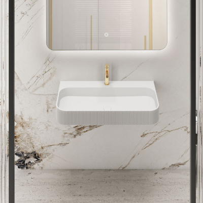 53 137 353